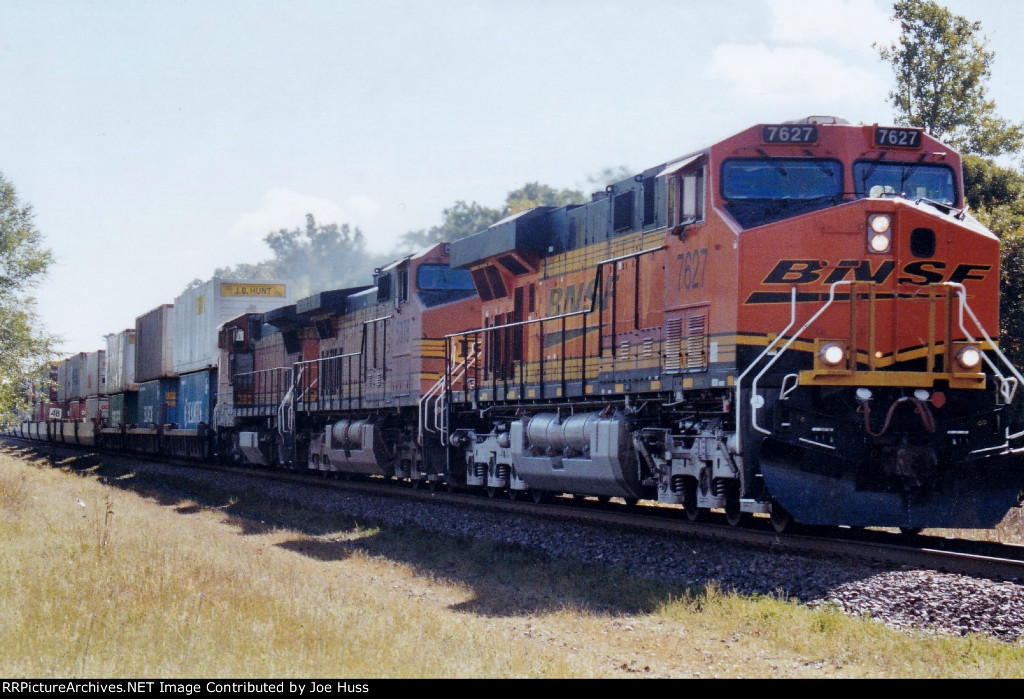 BNSF 7627 West